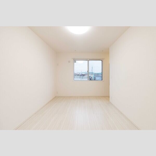 その他 (102・洋室)