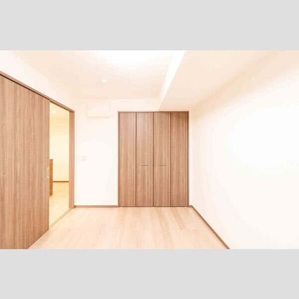 その他 (303・洋室)