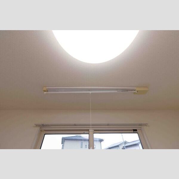 その他 (室内物干し)