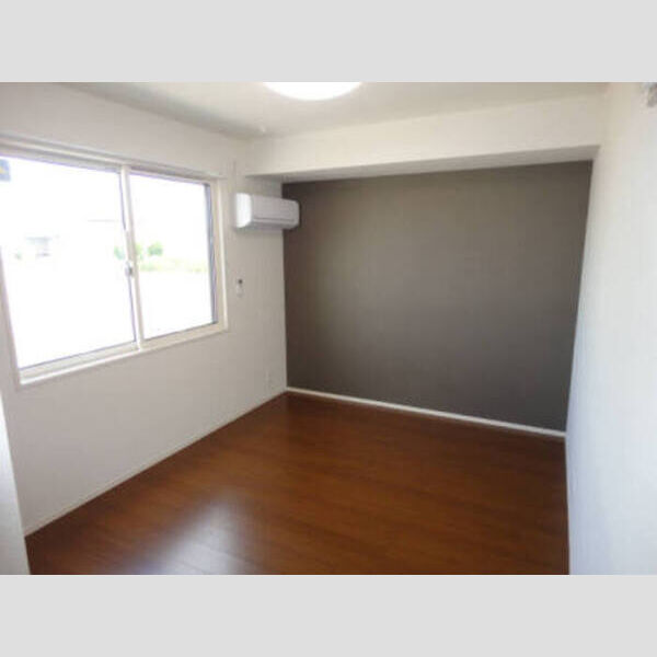 居室・リビング (C棟102洋室)