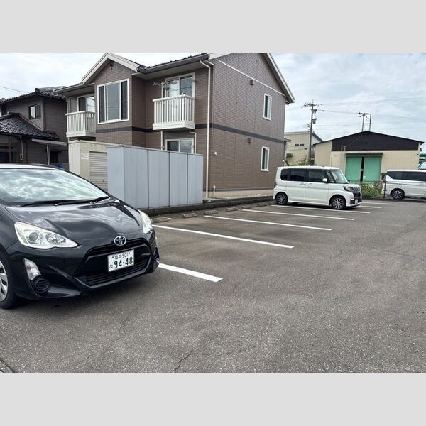 駐車場 (駐車場)