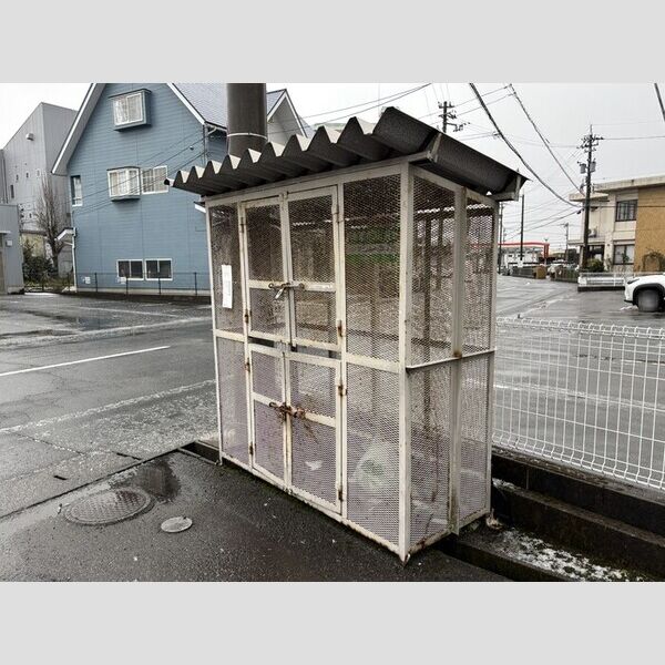 現地周辺 (ゴミステーション)