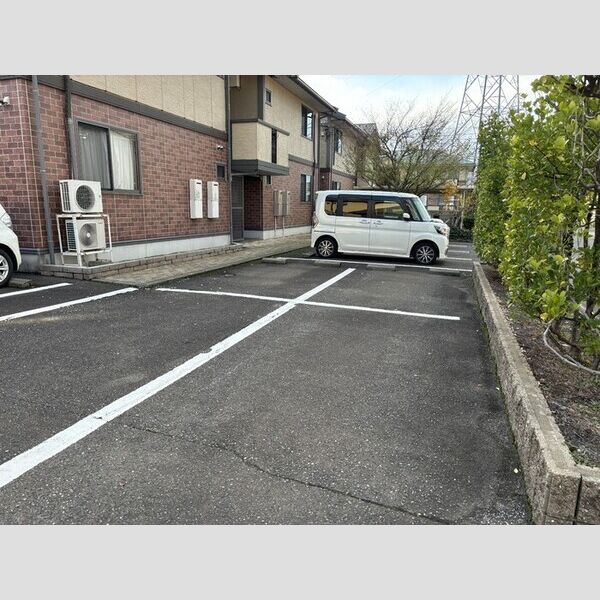 駐車場 (駐車場)