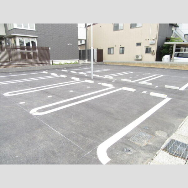 駐車場 (駐車場)