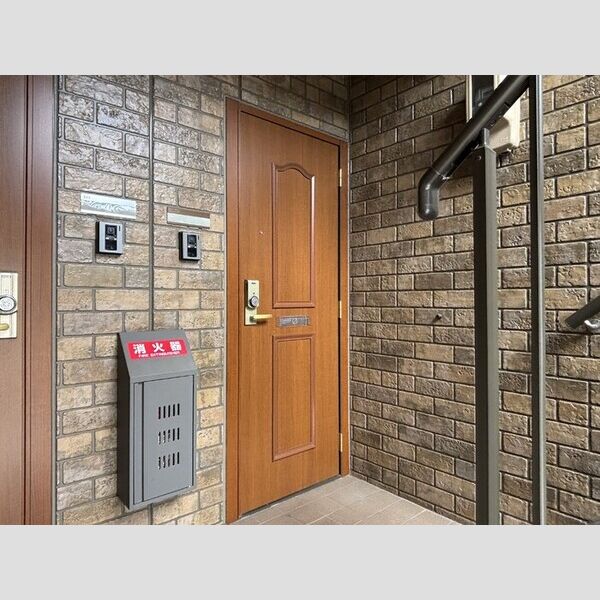 エントランス (玄関ドア)