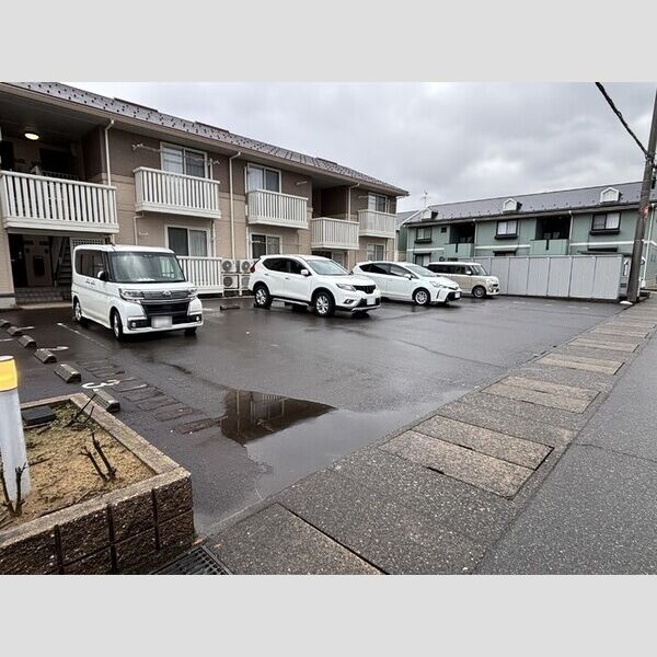 駐車場 (駐車場)
