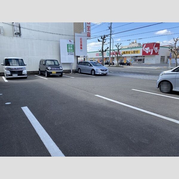 駐車場 (駐車場)