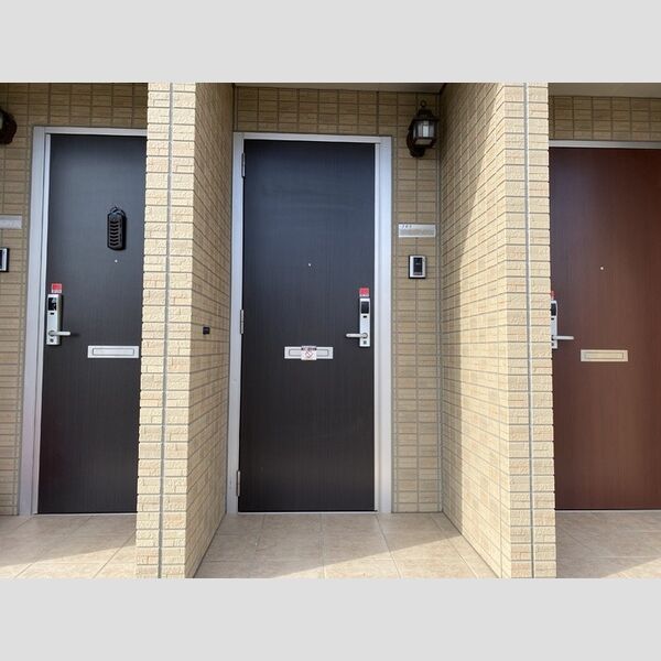 エントランス (玄関ドア)