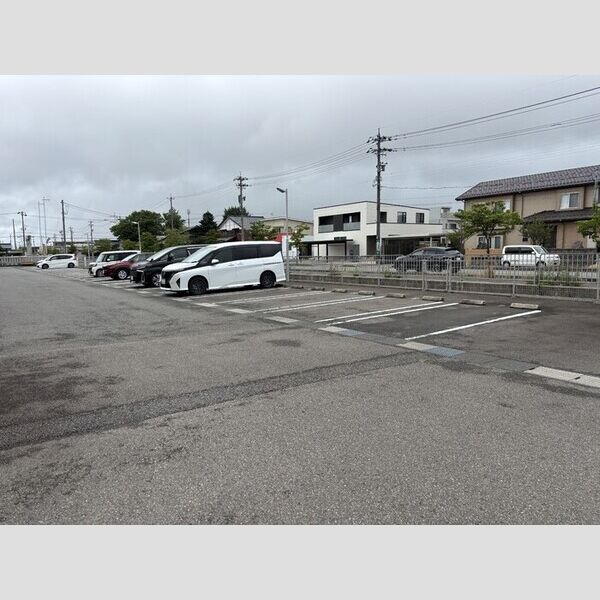 駐車場 (駐車場)