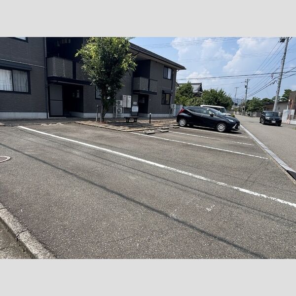 駐車場 (駐車場)