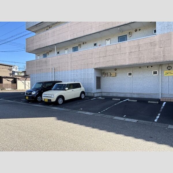 駐車場 (駐車場)