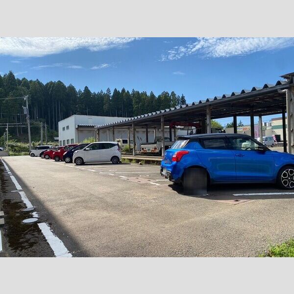駐車場 (駐車場)