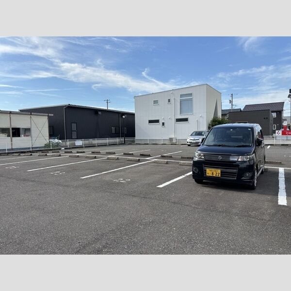 駐車場 (駐車場)