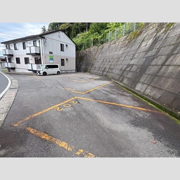 駐車場 (駐車場)