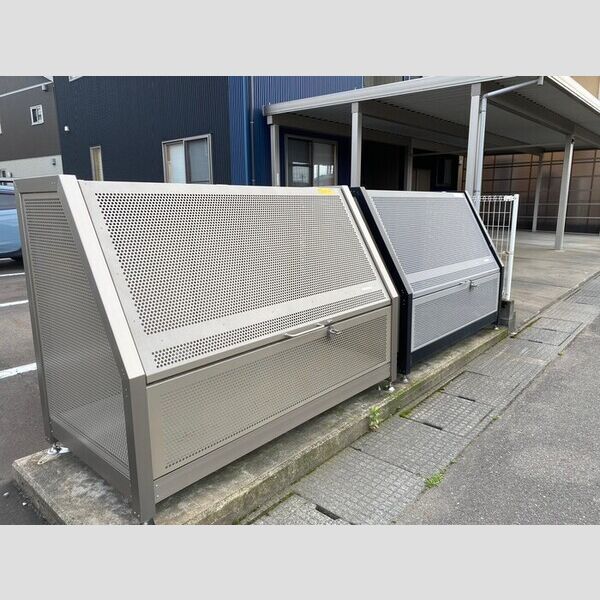 現地周辺 (ゴミステーション)