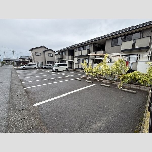 駐車場 (駐車場)