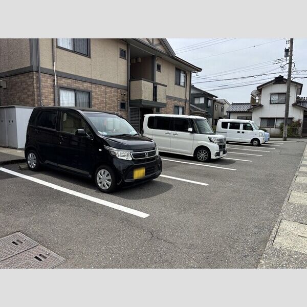 駐車場 (駐車場)