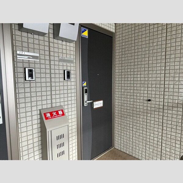 エントランス (玄関ドア)
