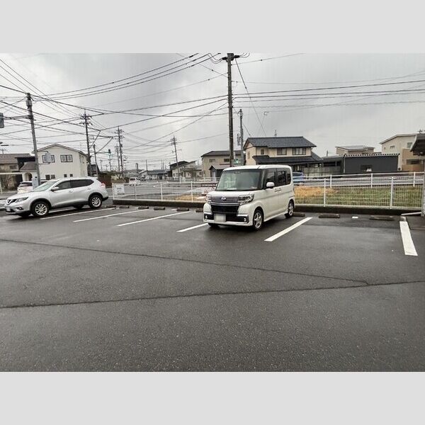 駐車場 (駐車場)
