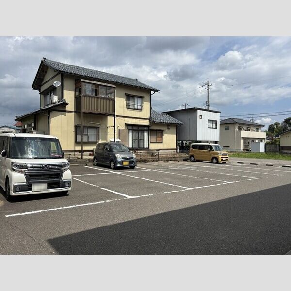 駐車場 (駐車場)