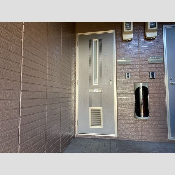 エントランス (玄関ドア)