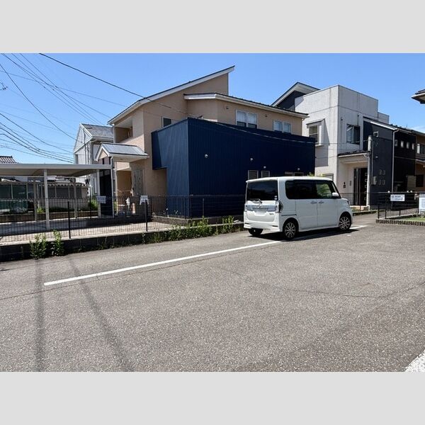 駐車場 (駐車場)