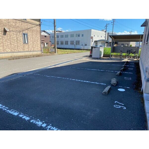 駐車場 (駐車場)