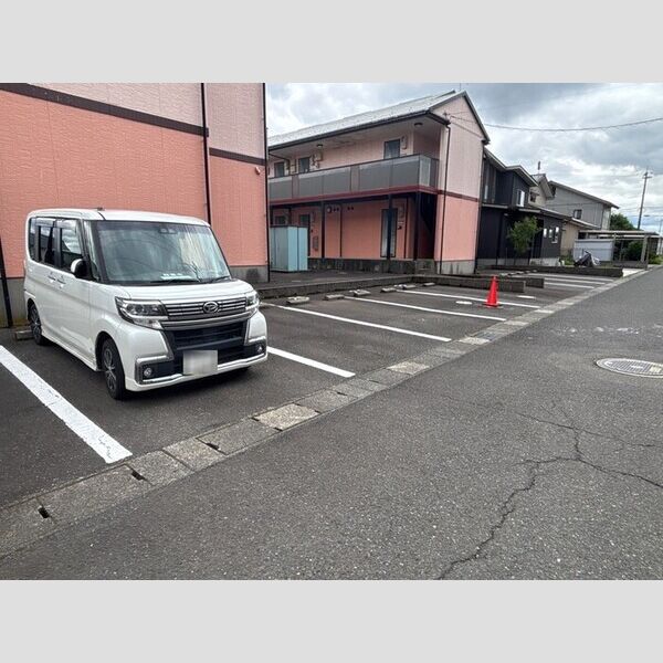 駐車場 (駐車場)