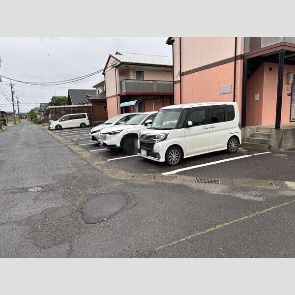 駐車場 (駐車場)