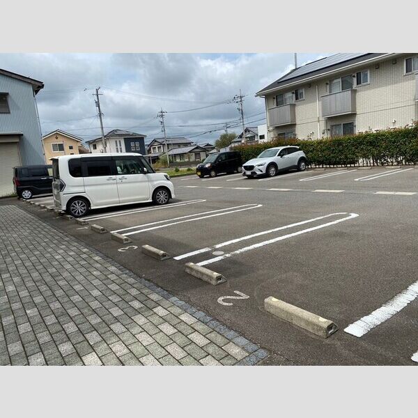 駐車場 (駐車場)