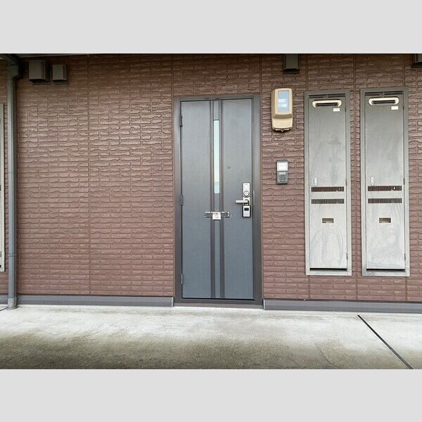 エントランス (エントランス)