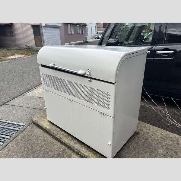 現地周辺 (ゴミステーション)