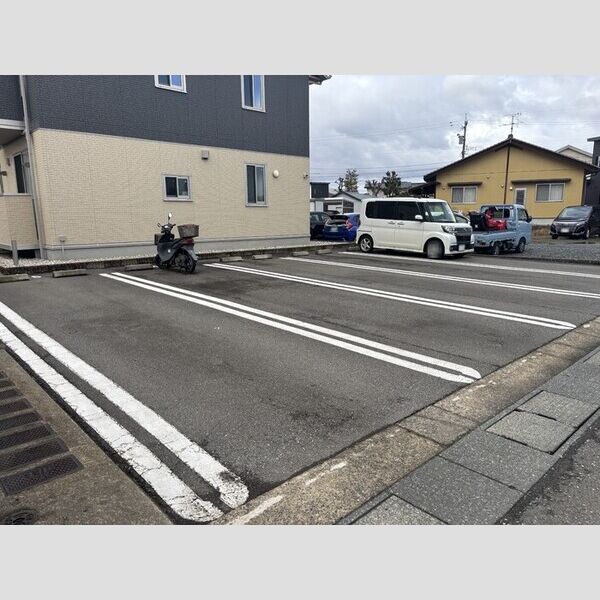 駐車場 (駐車場)