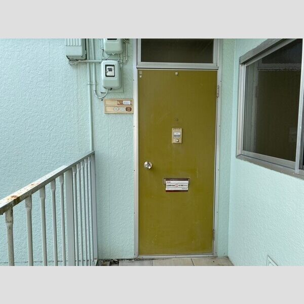 エントランス (エントランス)