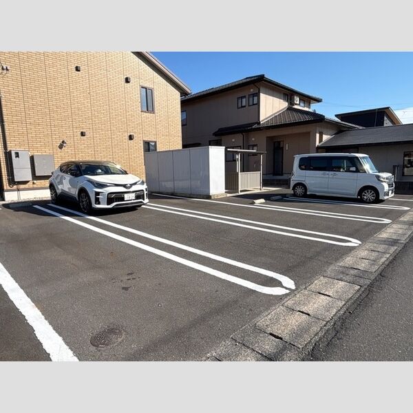 駐車場 (駐車場)