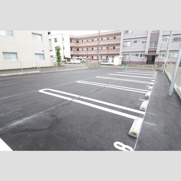 駐車場 (駐車場)