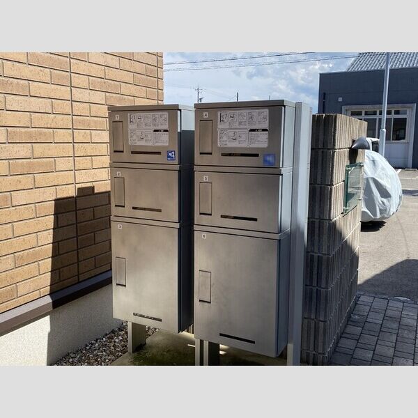 現地周辺 (宅配ボックス)