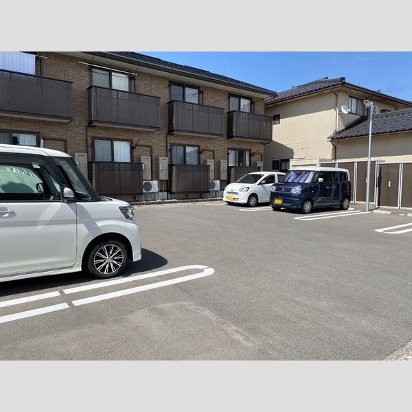 駐車場 (駐車場)