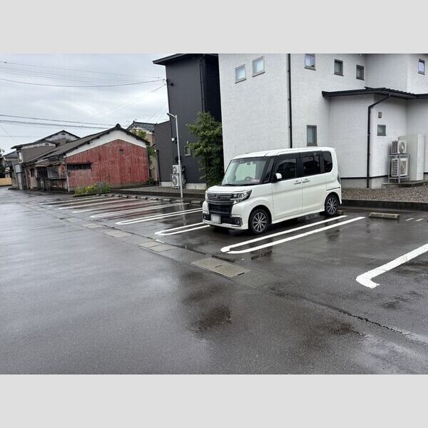駐車場 (駐車場)