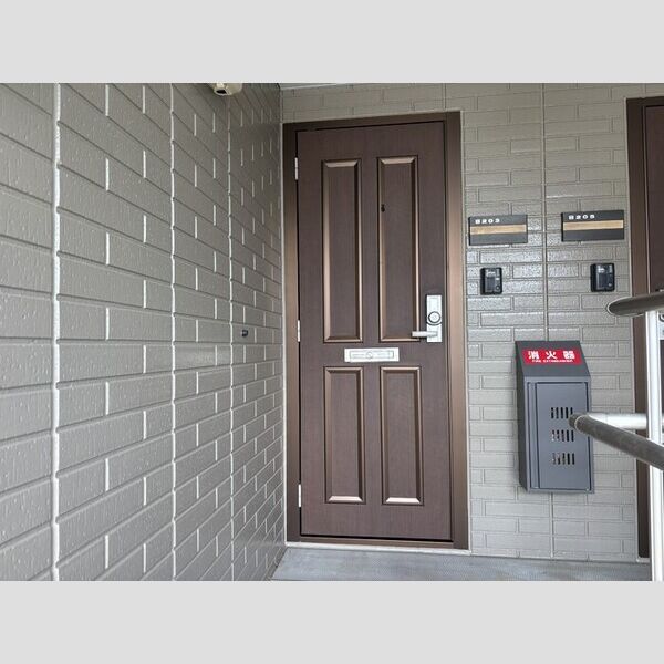 エントランス (玄関ドア)