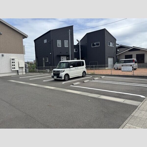 駐車場 (駐車場)