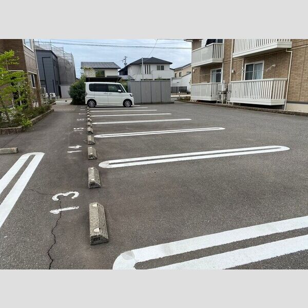 駐車場 (駐車場)