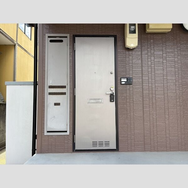 エントランス (玄関ドア)