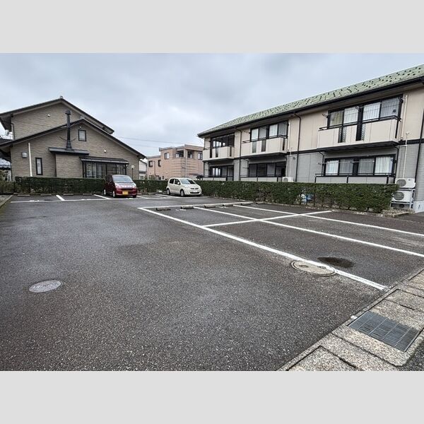 駐車場 (駐車場)