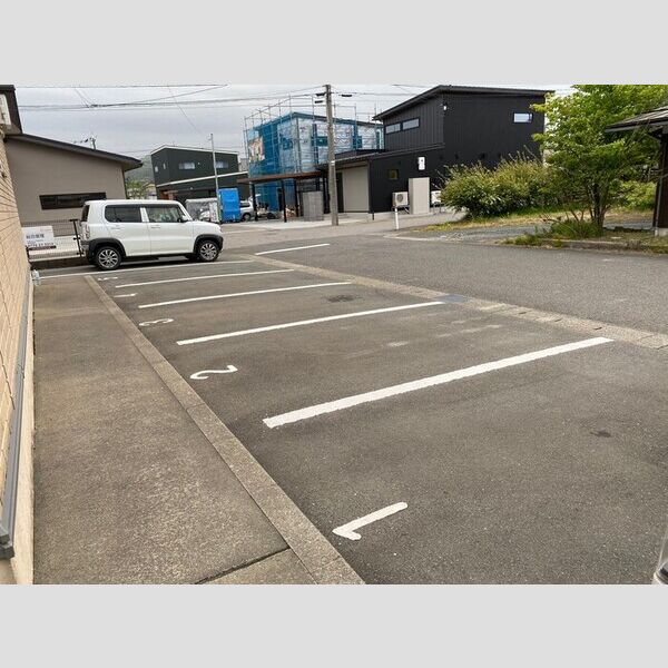 駐車場 (駐車場)