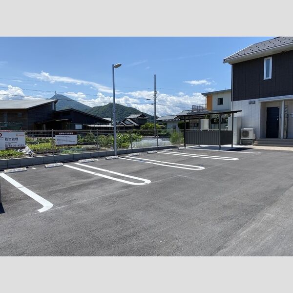駐車場 (駐車場)