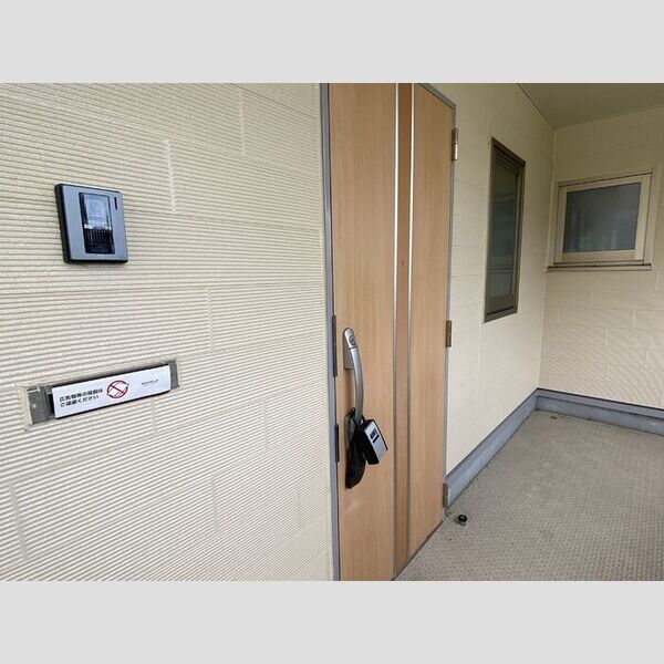 エントランス (玄関ドア)