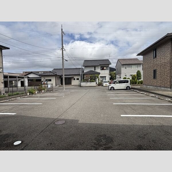 駐車場 (駐車場)