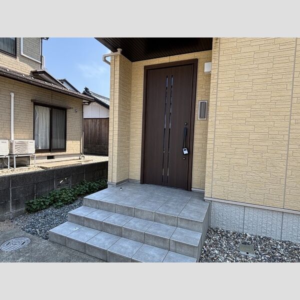 エントランス (玄関ドア)