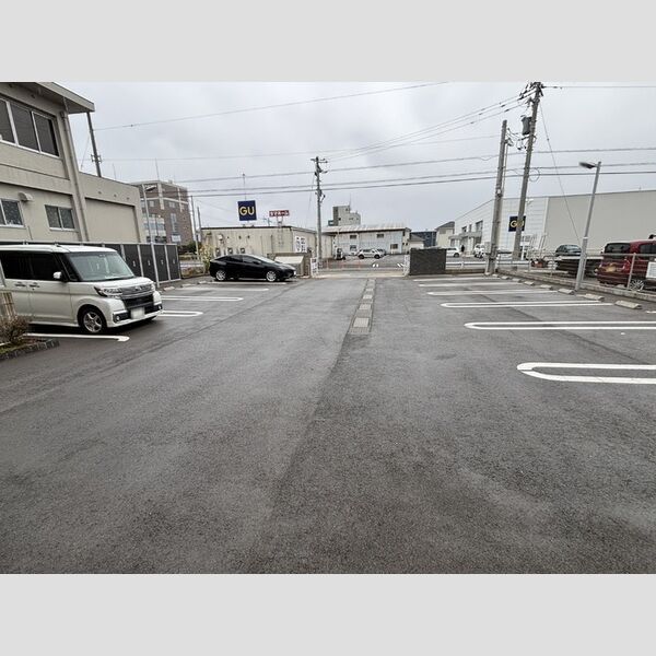 駐車場 (駐車場)